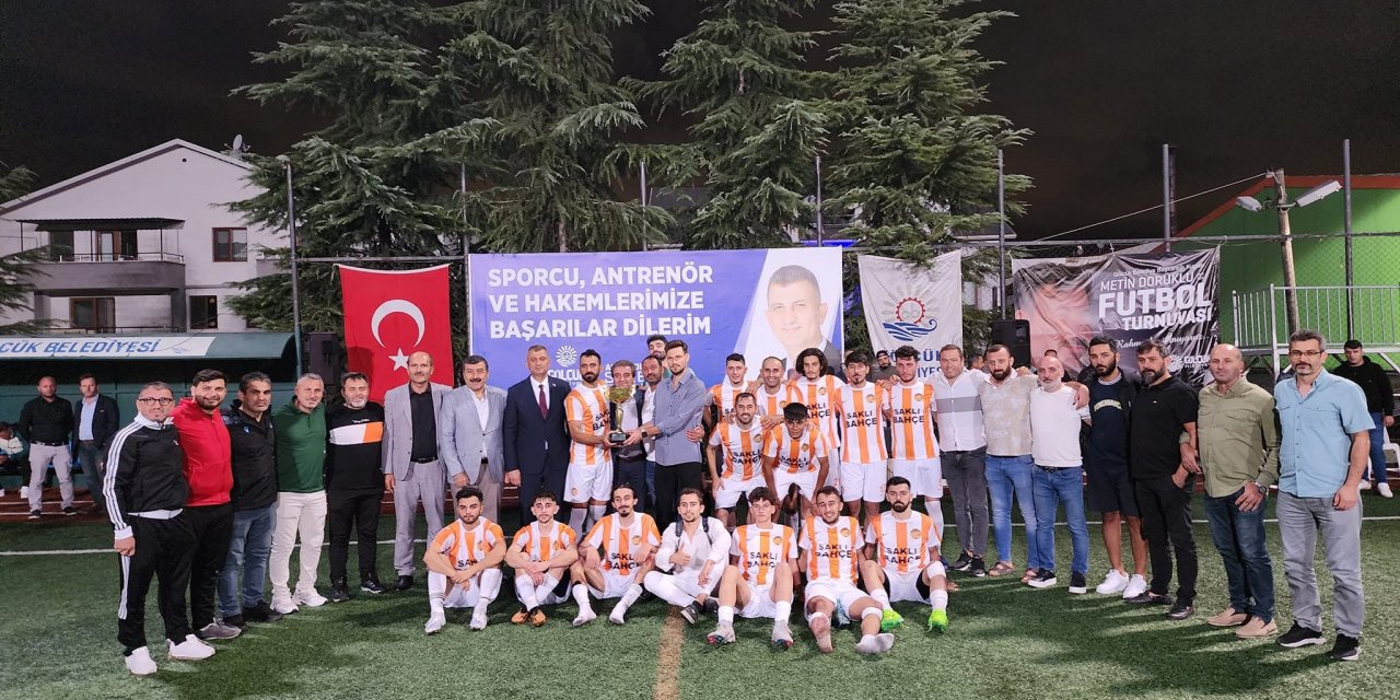 Metin Doruklu adına futbol turnuvası düzenlendi