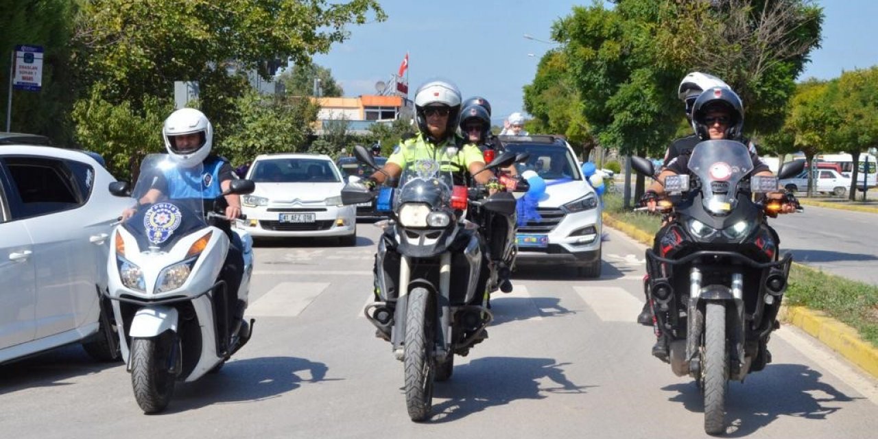 Sünnet düğününde minik İbrahim'e polisten sürpriz