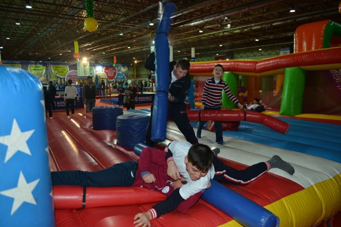 Bİ DÜNYA SPOR SİZLER İÇİN ÇOCUKLAR