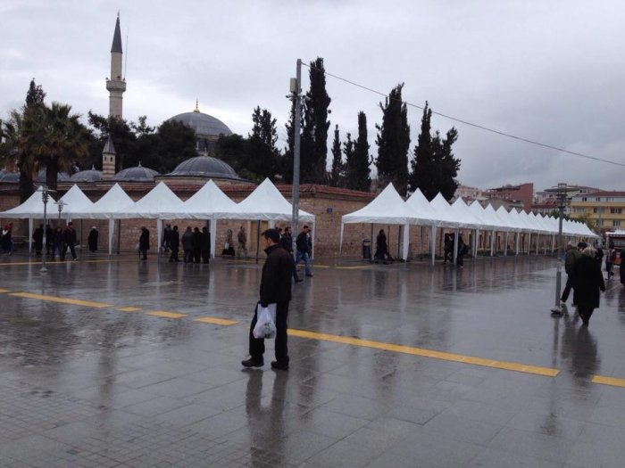 Trabzonlular çadırlarını kurdu