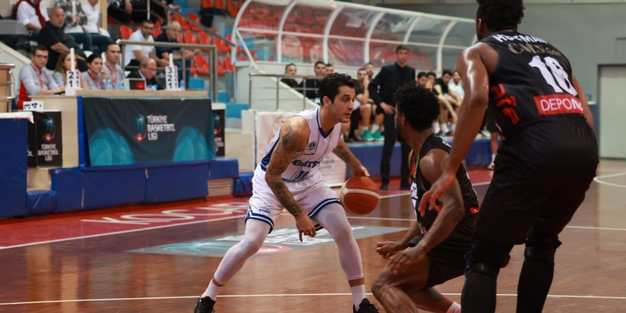 Kağıtspor, Harem Spor’a mağlup oldu.