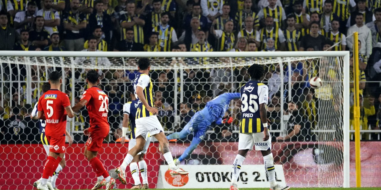 Fenerbahçe, 4 maç sonra kalesinde gol gördü