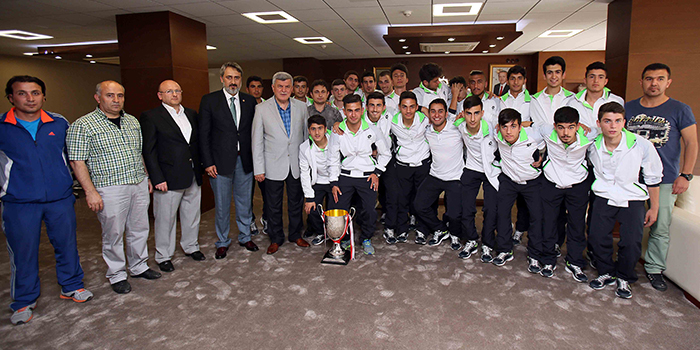 BU BAŞARI DA EMEK VAR