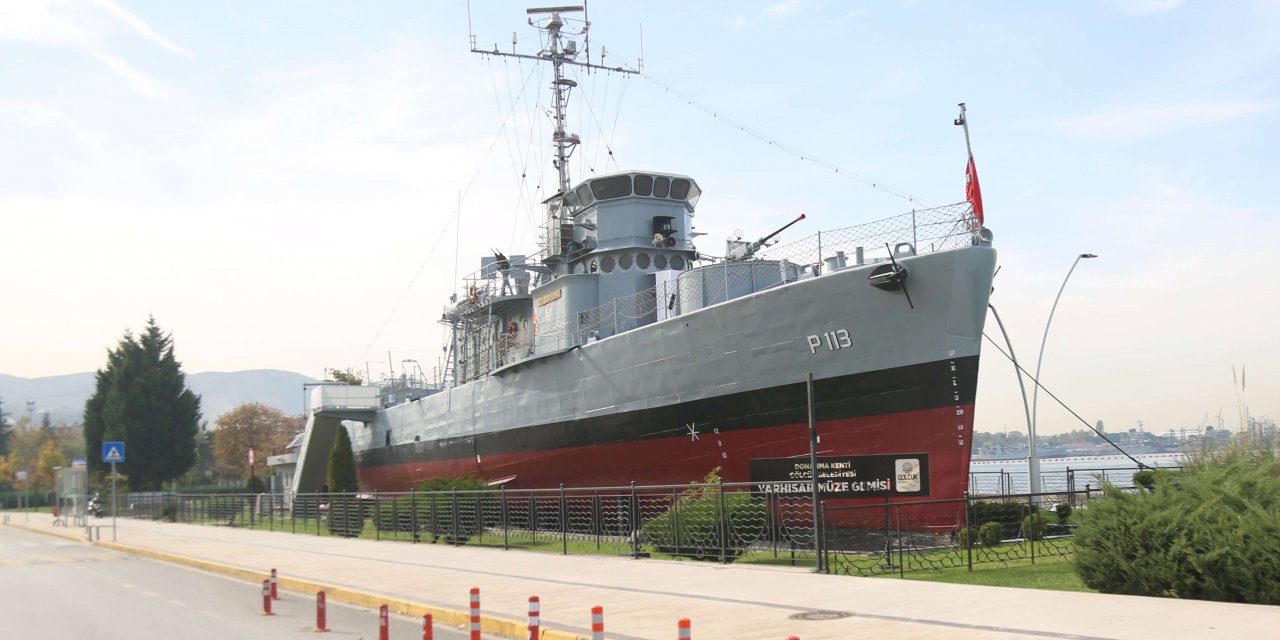 Yarhisar Müze Gemisi kapılarını yeniden açıyor