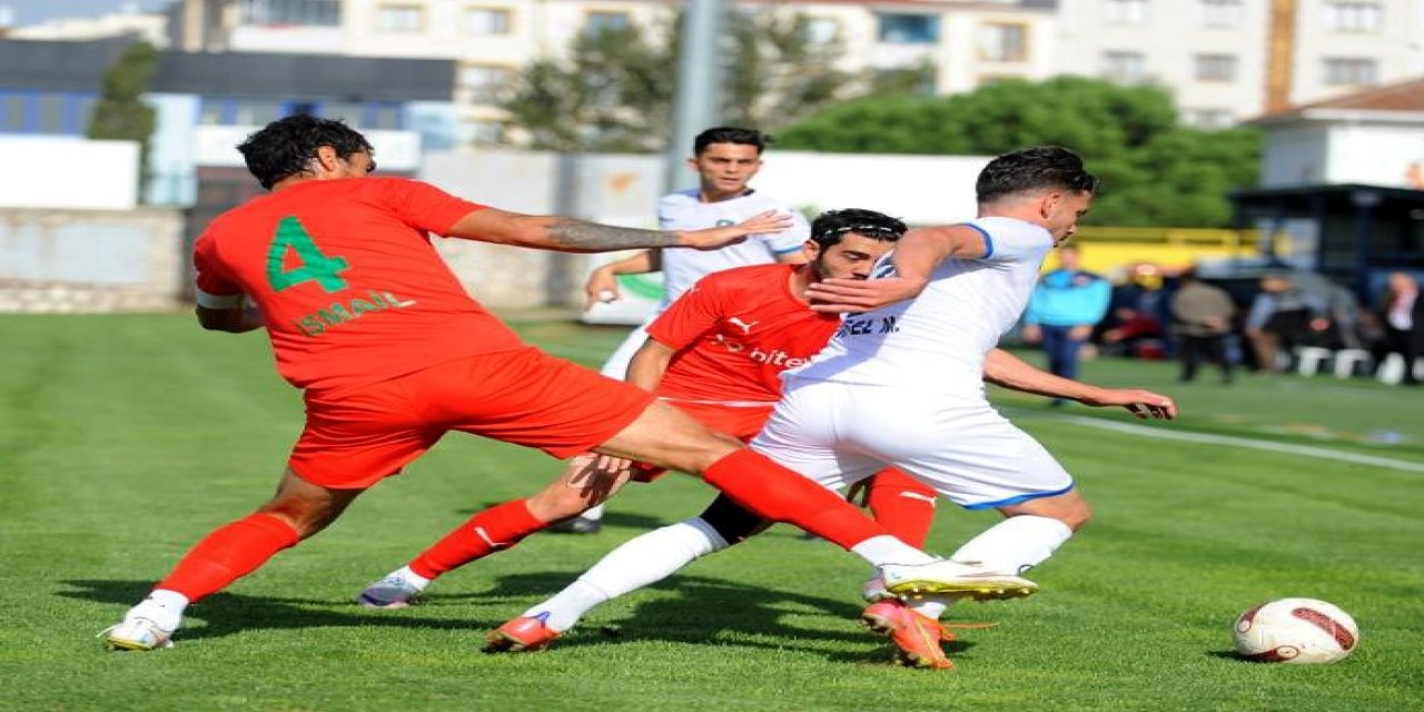 TFF 2. Lig: Karacabey Belediyespor: 1 – Diyarbekirspor: 1