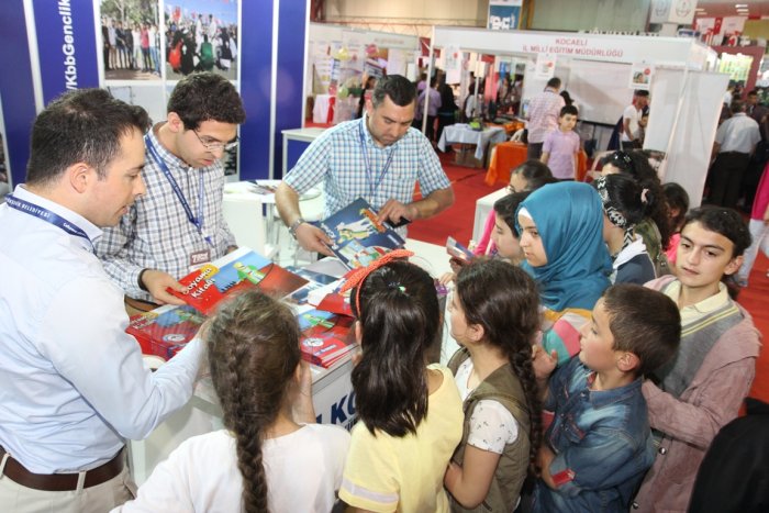 Gençler bu stantta buluşuyor