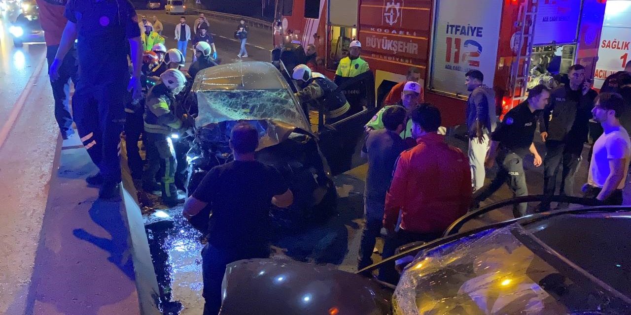 Feci kaza hamile kadını ve bir çocuğu hayattan kopardı: 10 yaralı