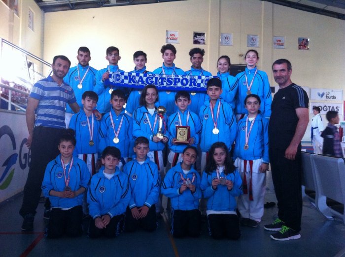 Tekvandocular Çanakkale’de Kupayla Döndü