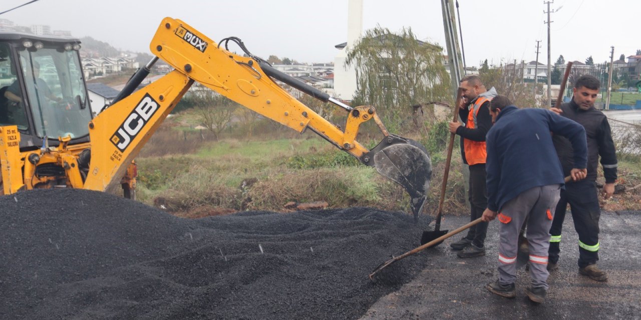 Fuşya Sokağa 80 ton asfalt