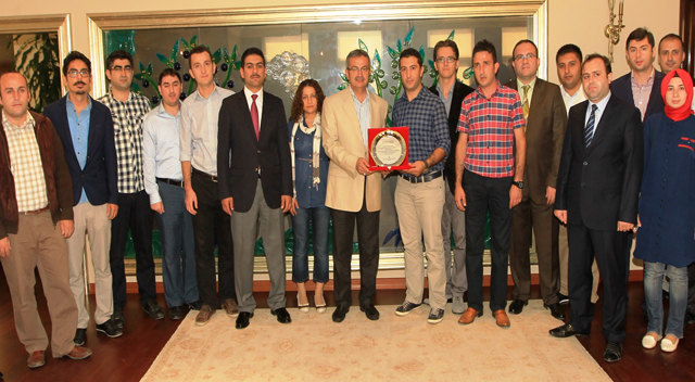 Rehavete kapılmadan hizmet sözü