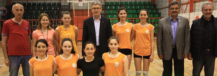 Ellibeş’ten voleybolculara ziyaret