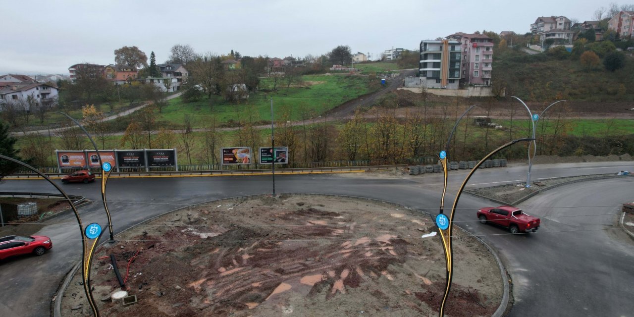 Yeni kavşakla trafiğe düzen geldi