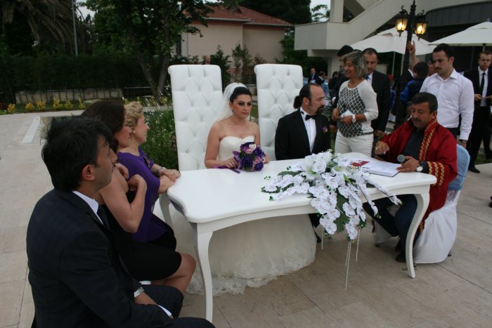 Murat Kaya kızını evlendirdi