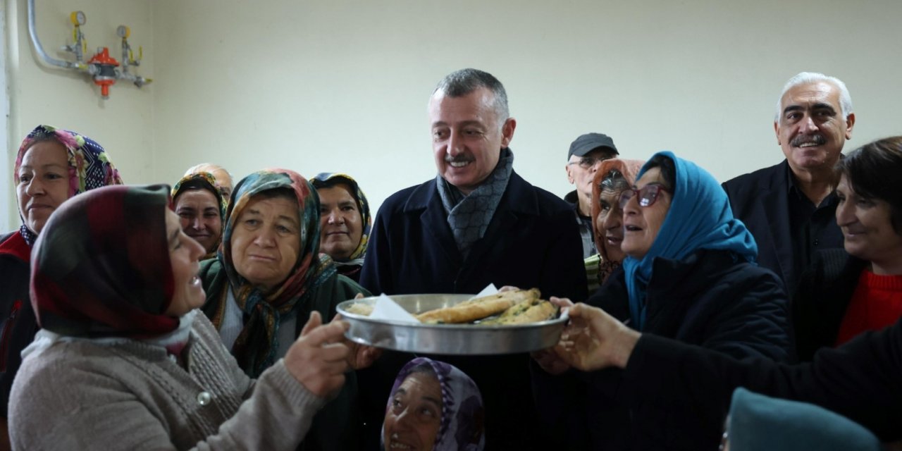 “Başkanımız kimseyi ayırmaksızın süper çalışıyor”