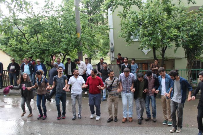 HDP Kocaeli’nde seçim kutlaması