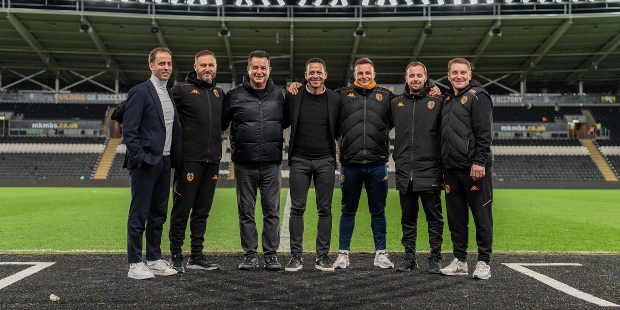 Liam Rosenior, 3 yıl daha Hull City'de