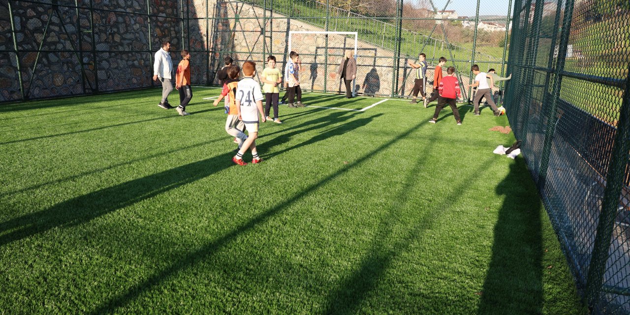Derince spor alanlarıyla donatılıyor