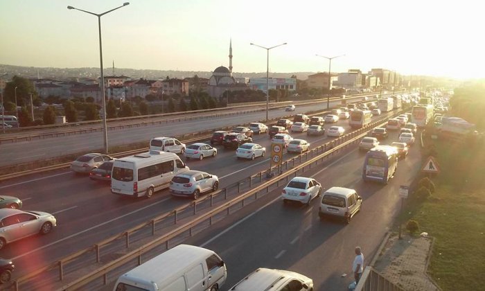 E5’te bitmeye çile!