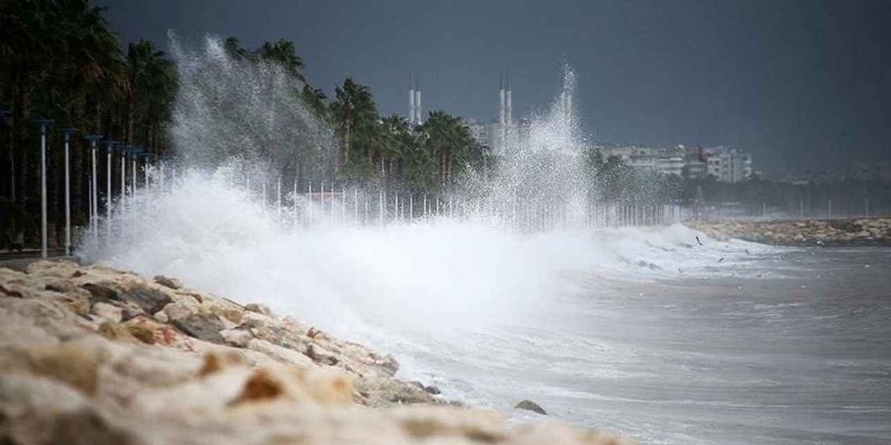 Kocaeli'ye kuvvetli fırtına uyarısı!