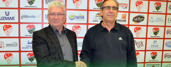 İSMAİL ERTEKİN’LE YOLLAR AYRILDI