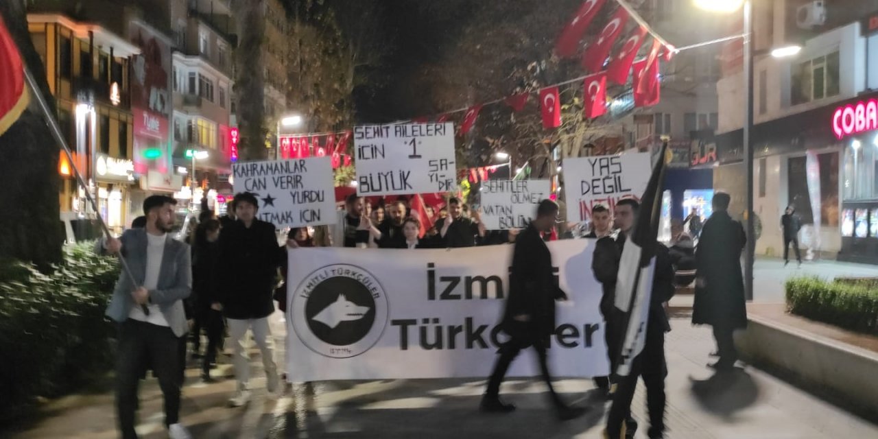 Türkçüler şehitlerimiz için İzmit'i inletti