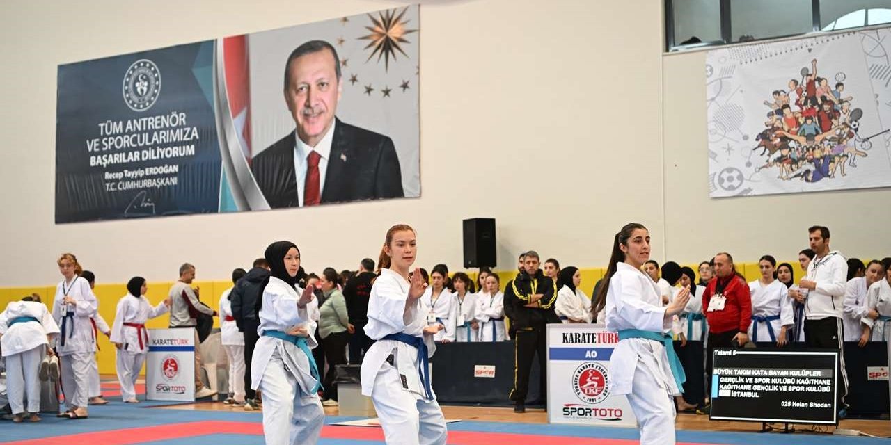 Türkiye Karate Şampiyonası Kartepe’de başladı