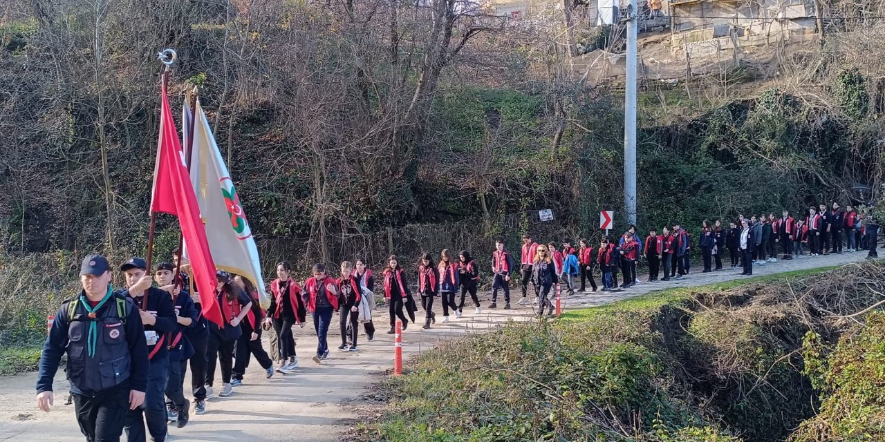 Gölcüklü İzciler Sarıkamış Şehitlerini Andı