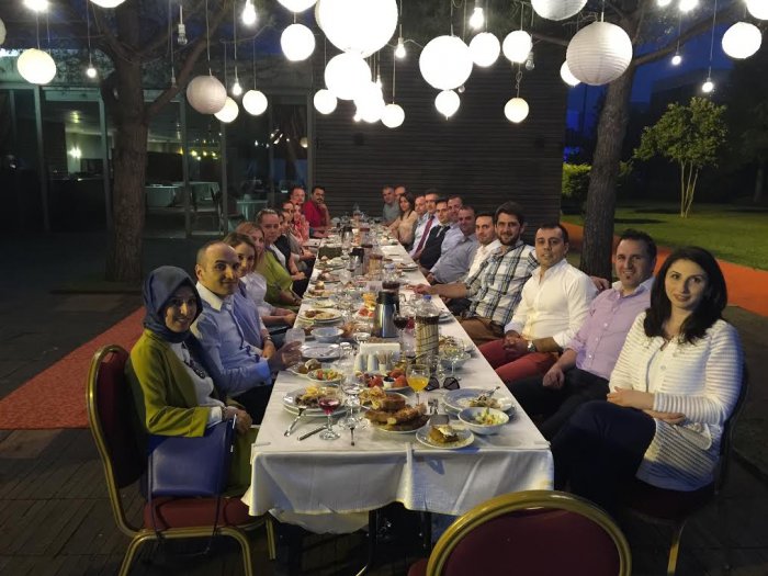 Genç girişimciler iftarda buluştu