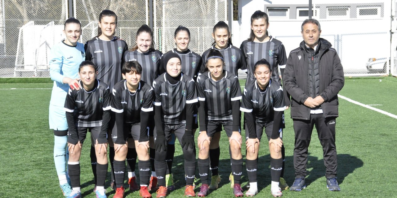 KADINLAR 1. LİG B GRUBU: Kayseri Kadın FK: 1 - Kocaeli Bayan FK:1