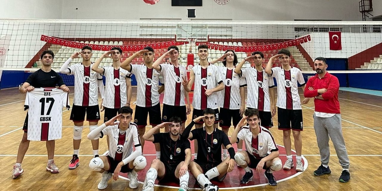 Gölcük Belediyespor Genç Erkek  Voleybol Takımı Kocaeli Şampiyonu