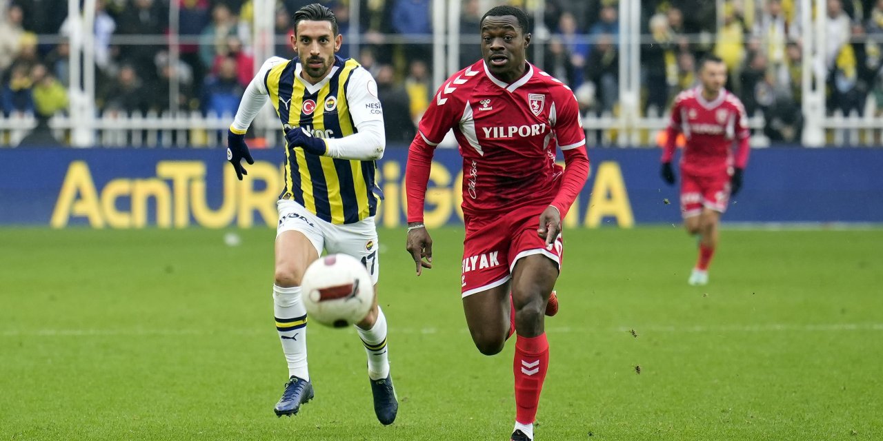Trendyol Süper Lig: Fenerbahçe: 1 - Samsunspor: 0 (İlk yarı)