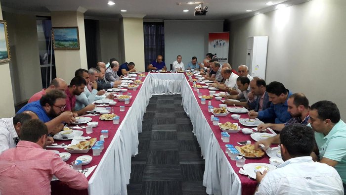 TÜKSİAD, tüm üyelerini iftarda ağırlıyor