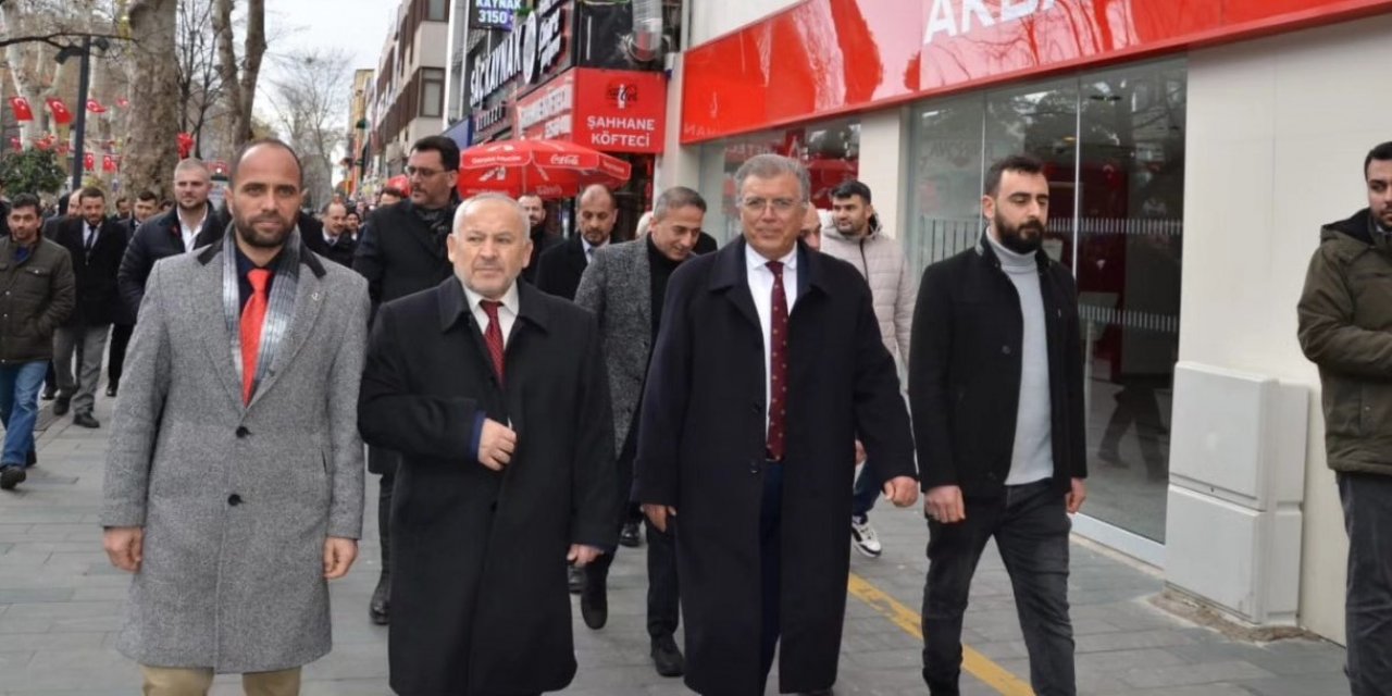 Yeniden Refah Büyükşehir adayı sahaya indi