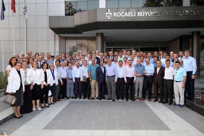 Başkandan meclis üyelerine iftar