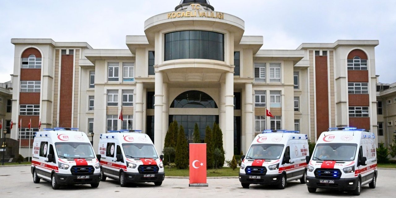 Kocaeli'de ambulansla sayı 90'a ulaştı