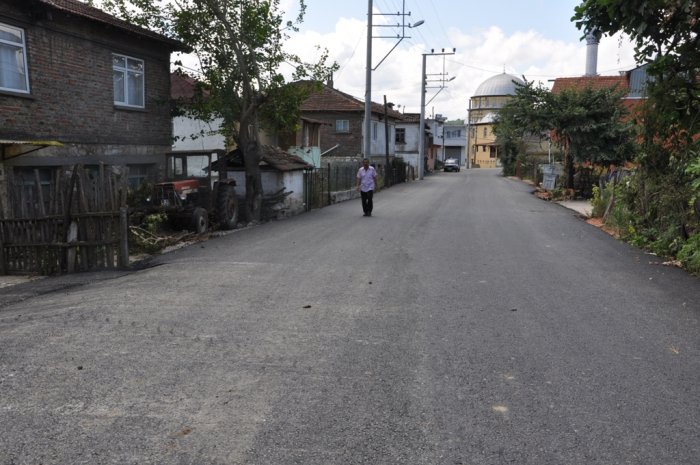 Kandıra’da 14 köy yolu yenileniyor