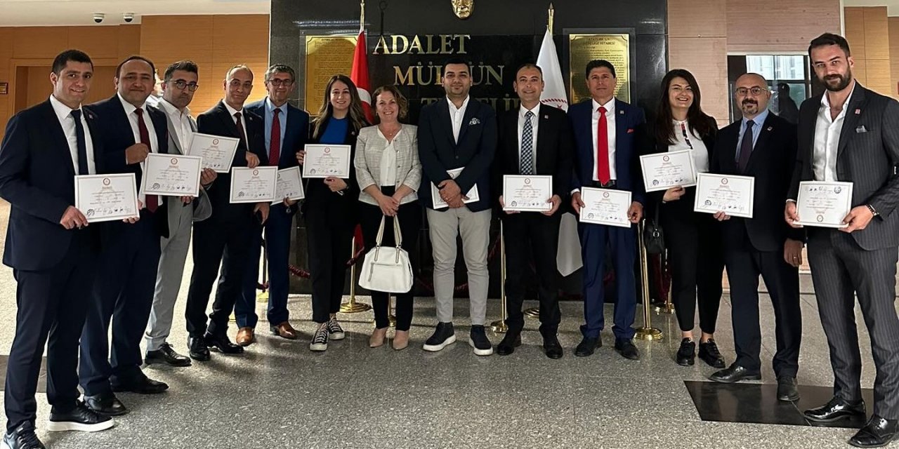 CHP Darıca meclis üyeleri mazbata aldı