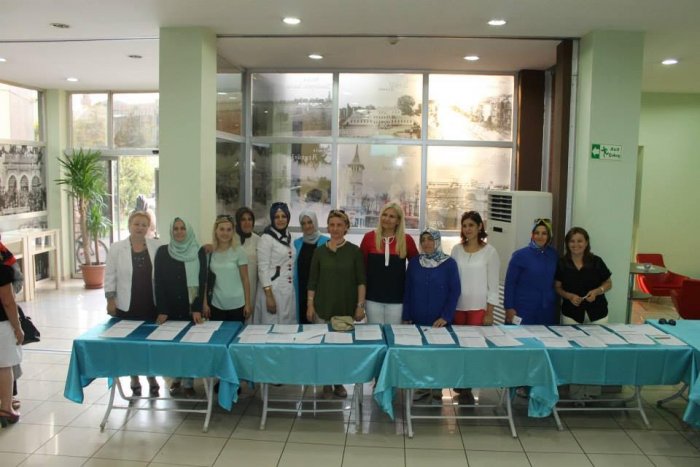 AK Partili kadınlar eğitimde buluştu