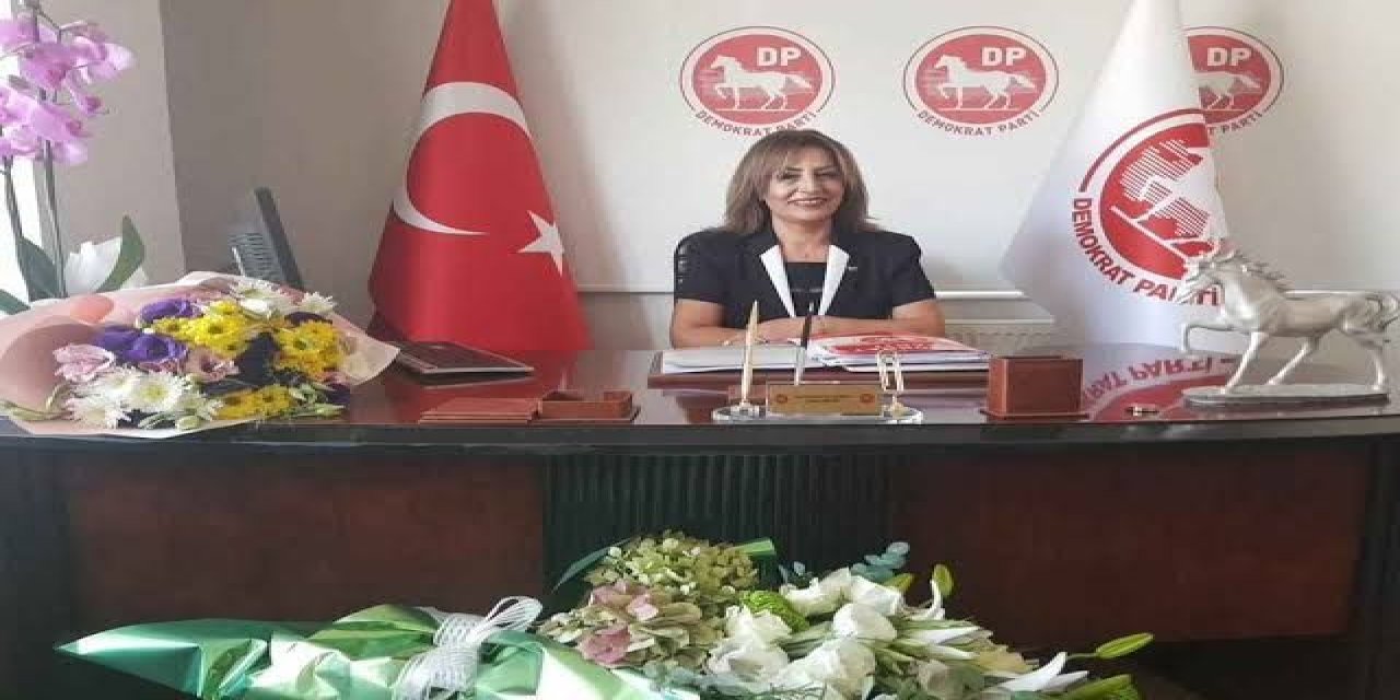 Demokrat Parti İzmit İlçe Başkanı Nuray Macit istifa etti