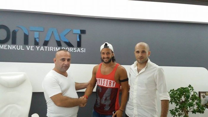 Menekşe’den kral transfer