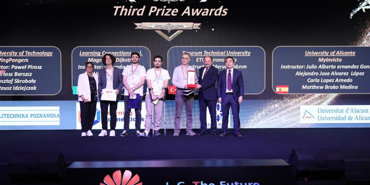 HUAWEİ ICT COMPETİTİON'DAN   GTÜ'ye üçüncülük ödülü