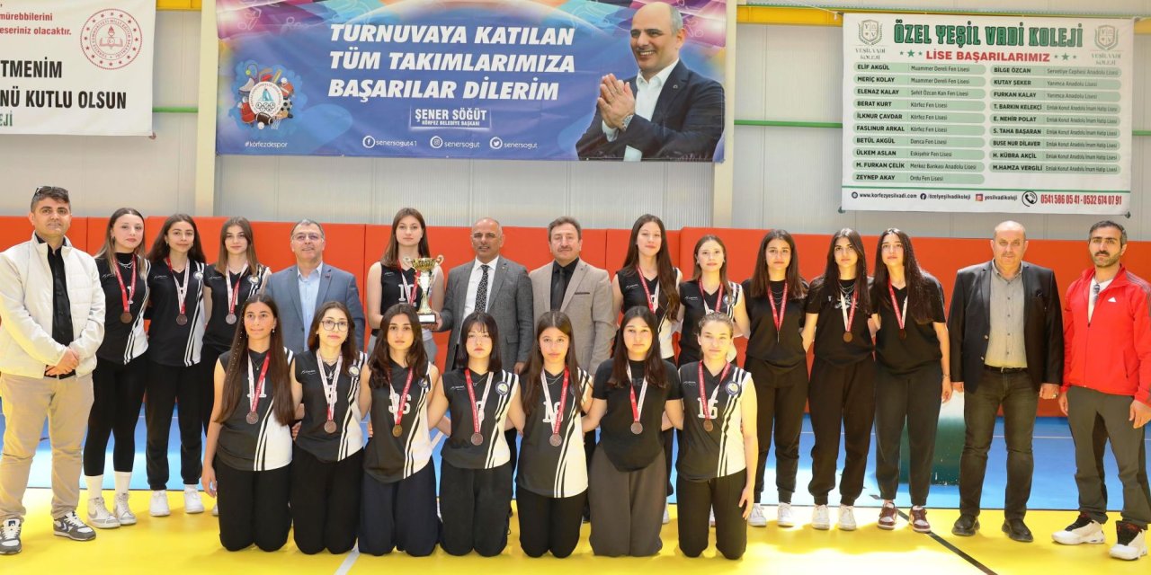 Körfez’de madalya töreni