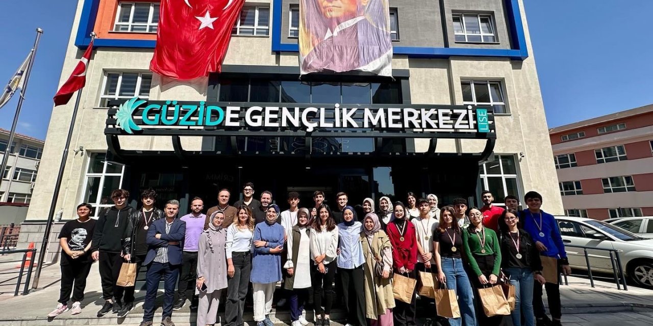 Güzide Gençlik Merkezi’nde 19 Mayıs Özel Etkinlikleri