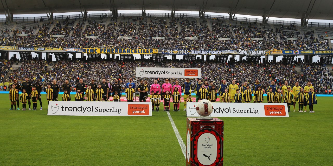 Fenerbahçe'de gözler Kadıköy'de, kulaklar Konya'da