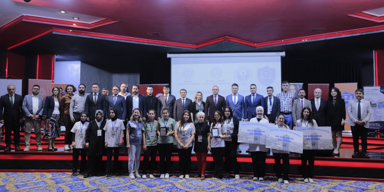 “Türkiye'de sağlıkçılar yarışıyor” etkinliği yoğun ilgi gördü