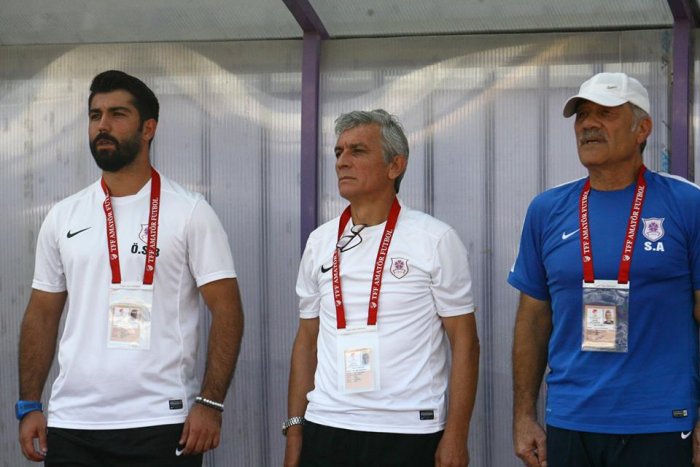 Biz neysek teknik heyette odur!