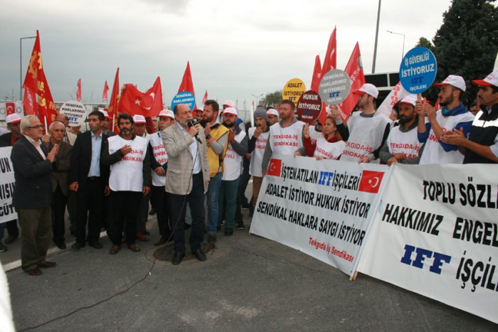 “Bu zenginlikleri üretenler işten atılıyor”