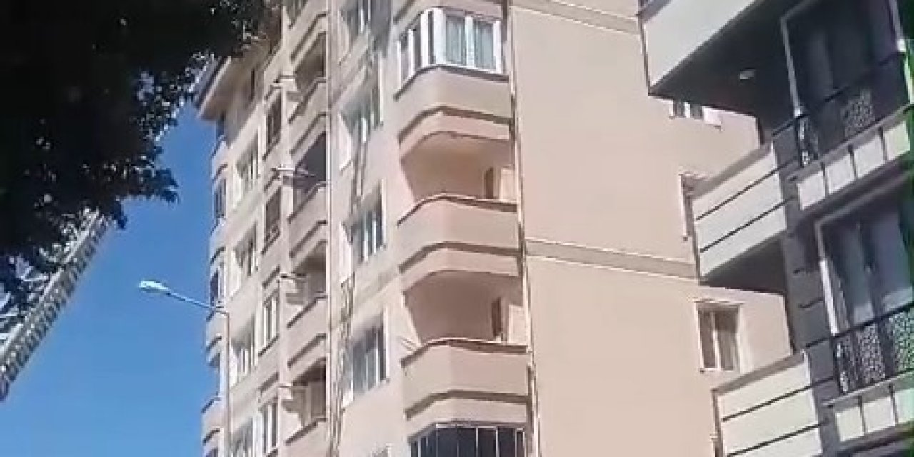 8 katlı apartmanda yangın paniği