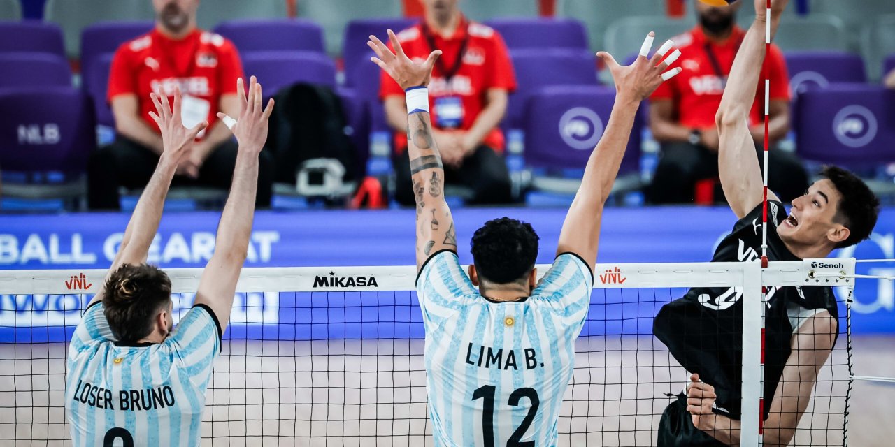 FIVB Voleybol Milletler Ligi: Türkiye: 0 - Arjantin: 3