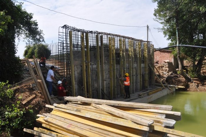 Köyler arasına yeni köprüler yapılıyor